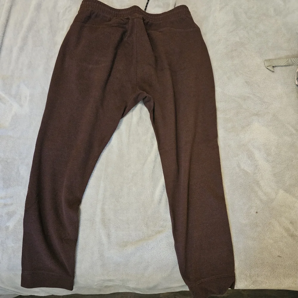 Old‎ Navy XL Men's Active Wear Textured Joggers Brown/Maroon
